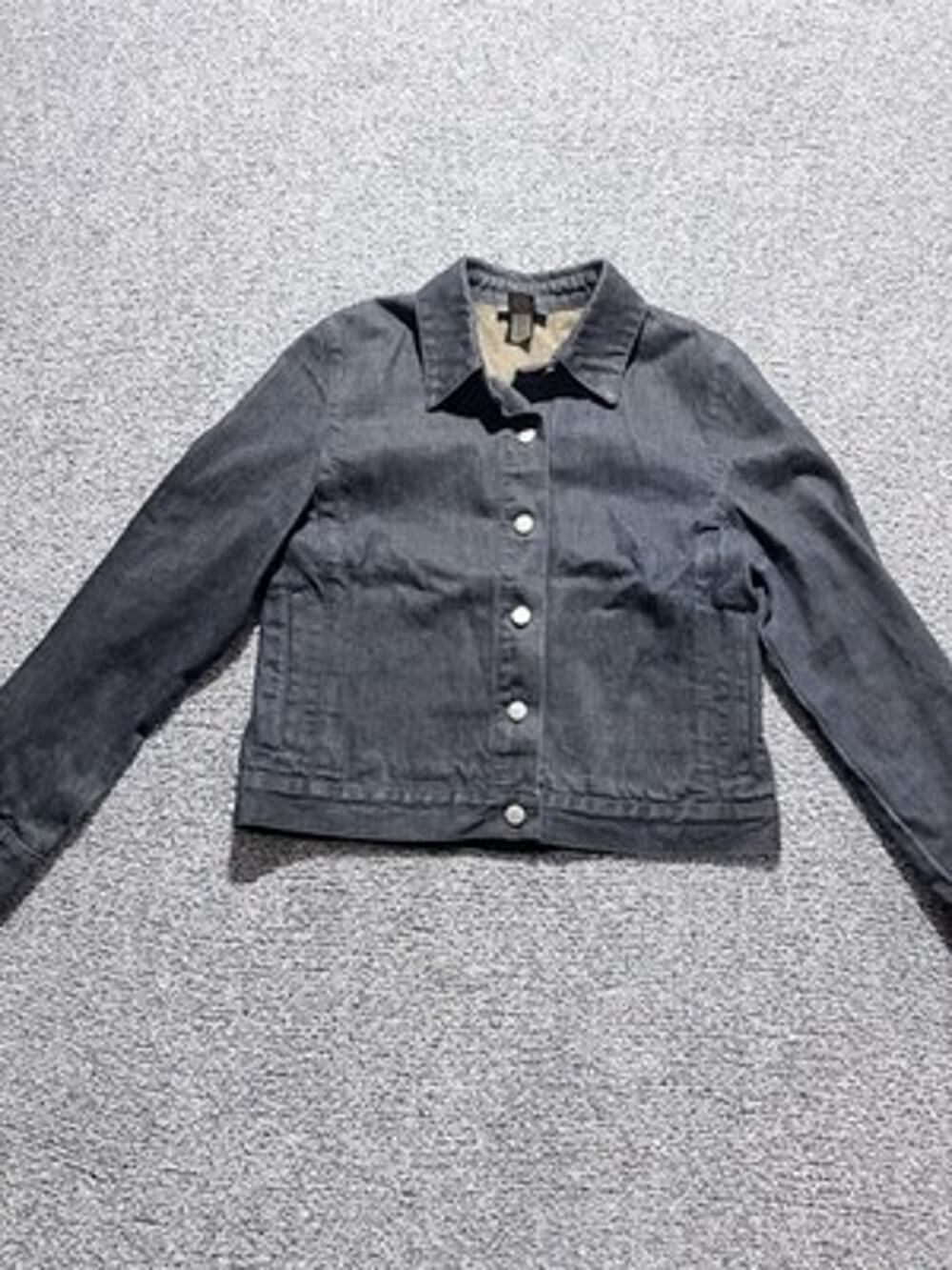 Banana Republic women’s Denim Jacket Y2K 90s Style Minimalist Casual Faded Black